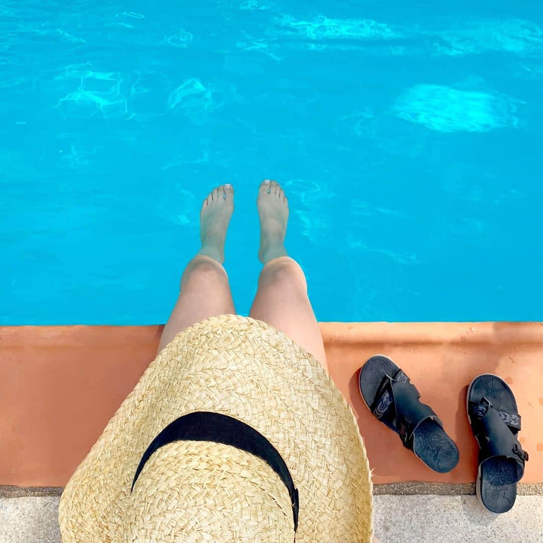 ダンスコのインスタグラム：「Good times and tan lines.」