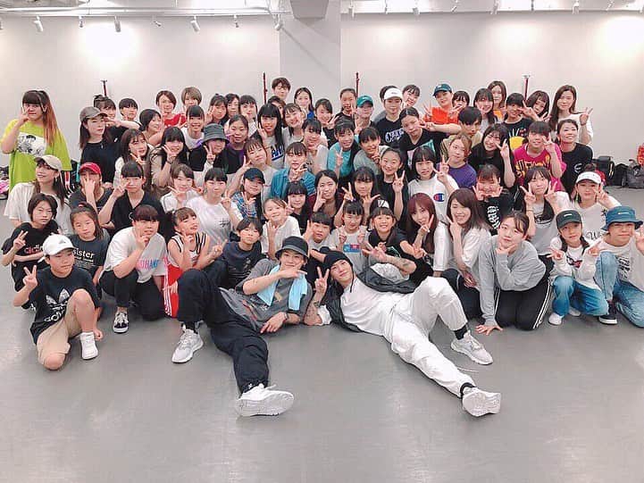 クォン・ヨンドンさんのインスタグラム写真 - (クォン・ヨンドンInstagram)「Thank u for coming🖤 愛していますよ🖤  #KWONTWINS #Tokyo」6月9日 23時57分 - _______youngmoney