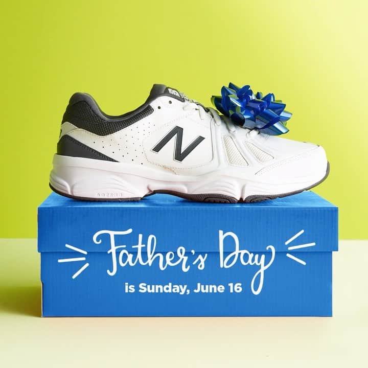 ロック&リパブリックのインスタグラム：「They don’t call them “dad sneakers” for nothing. Treat Dad to a pair he’ll 💙 for Father’s Day with 25% of select New Balance styles. Ends 6/15. #Kohls」