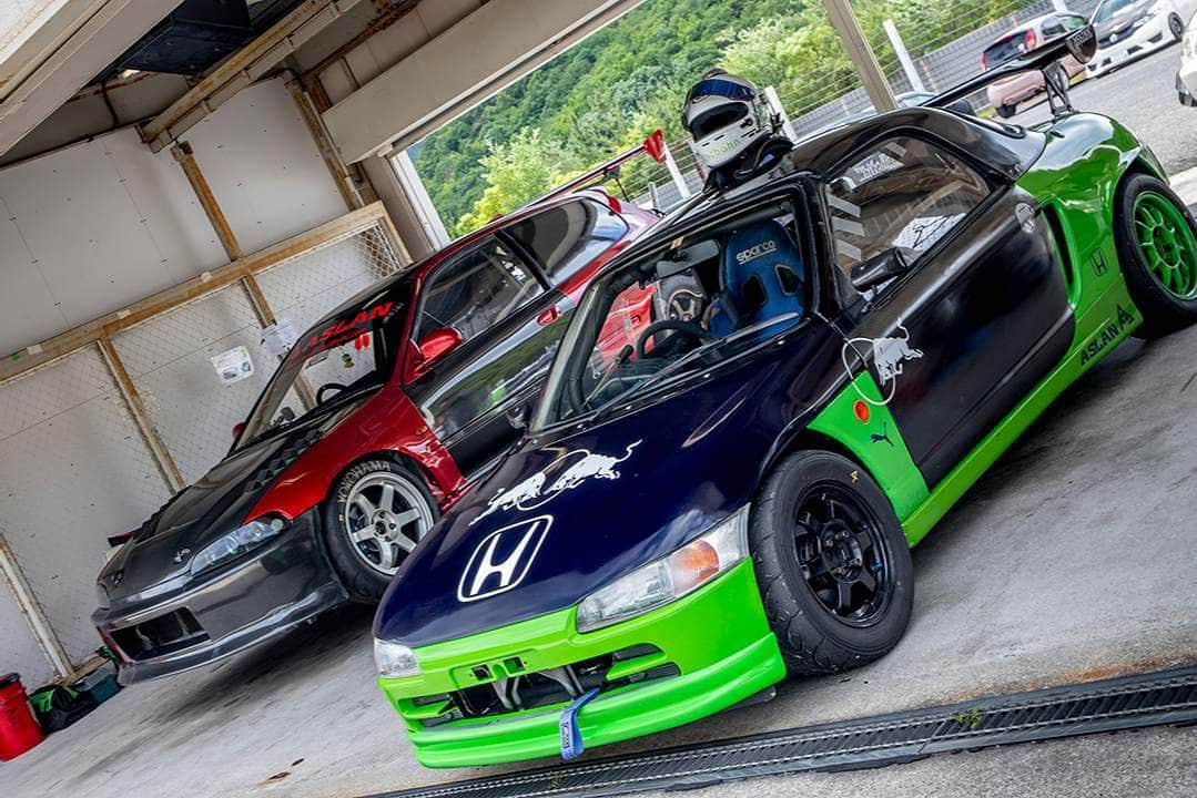 mistbahnさんのインスタグラム写真 - (mistbahnInstagram)「_ My Honda PP1 BEAT and ASLAN Honda EG6 CIVIC _ Shot on 6-June 2019 "HONDA VTEC ONE MAKE RACE" at Central Circuit (Hyogo, Japan) owner(BEAT): @mistbahn driver(EG6): @tomo.temple.civic car(EG6): @aslan_inc_japan photo: @mistbahn _ _ JP) 2019年6月8日 セントラルサーキット、ゼロファイターさん主催「HONDA VTEC ONE MAKE RACE」。 _ _ #hondavteconemakerace #zerofighterautocustom #centralcircuit #hondabeat #hondabeatpp1 #pp1beat #ホンダビート #pp1 #beatpp1 #e07a #mtrec #シビック #ホンダシビック #civic #hondacivic #egcivic #eg6 #kseries #k24 #k24a #kswapped #trackcar #trackstance #timeattack #timeattackjapan #aslan #アスラン #aslan_inc_japan #kcar #keicar」6月10日 0時06分 - mistbahn