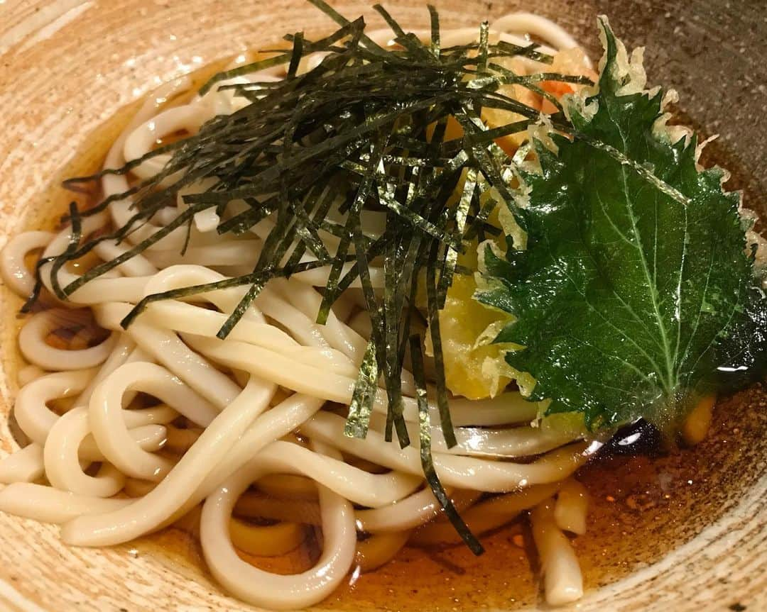 梅田 いち凛さんのインスタグラム写真 - (梅田 いち凛Instagram)「冷やしうどん！ 暑くて動きが鈍くなってるとこに有難い一品です🤗  #いち凛 #大阪 #梅田 #osaka #うめきた #グランフロント #居酒屋 #ディナー #個室 #個室居酒屋 #さくら #和食 #春  #梅田居酒屋  #いいね #フォロー #japanesefood  #photooftheday #豆腐 #誕生日 #記念日 #大阪駅#女子会 #湯葉 #日本酒 #日本酒女子 #日本酒好き #ヘルシーご飯#予約」6月10日 0時31分 - wazutsumi