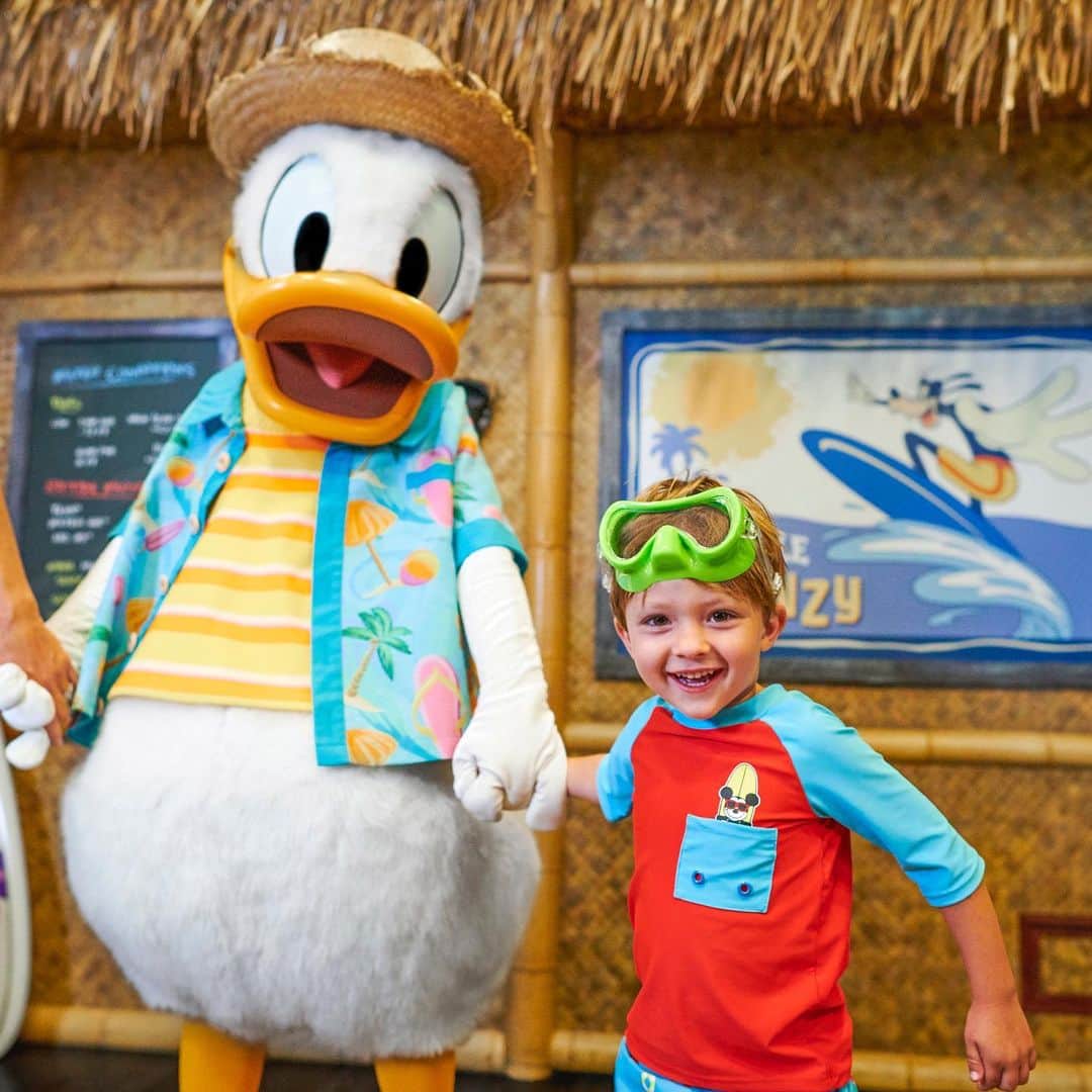 のインスタグラム：「Everyone’s #1 duck, Donald Duck, is celebrating 85 years this weekend. Here are a few ways to commemorate Donald Duck at the #Disneyland Resort—this weekend and beyond.」