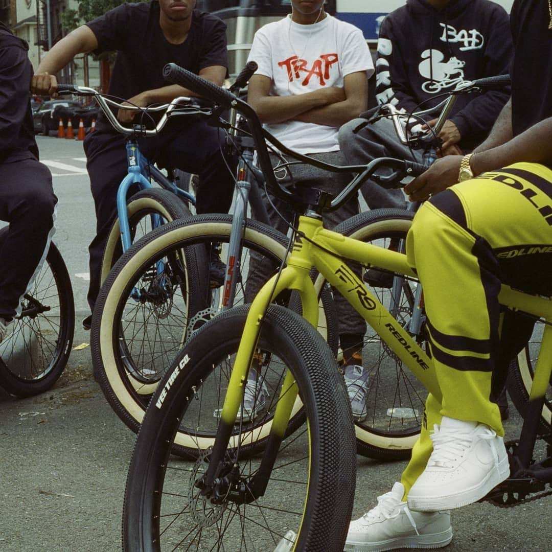 HYPEBEASTさんのインスタグラム写真 - (HYPEBEASTInstagram)「#hypelife: @asapferg and @redlinebicycles unveil a limited edition RL 275 bike and merch. The bike features A$AP Ferg x Redline branding and a unique Pantone 394 fade to Matte Black finish. You can pick up the bike and merch on June 14. Photo: @redlinebicycles」6月10日 0時44分 - hypebeast