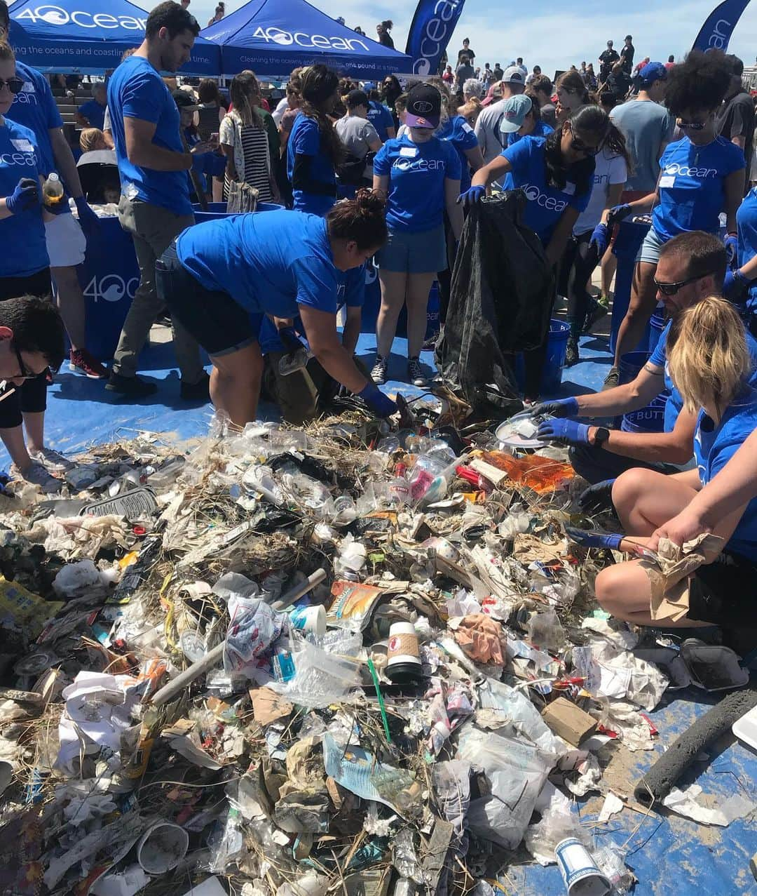 ショーン・オプリーさんのインスタグラム写真 - (ショーン・オプリーInstagram)「Todays beach cleanup with @4ocean. Thanks for joining @freddiereadhead @agelraya and 📸@cpxnyc #worldoceansday」6月10日 0時46分 - seanopry55