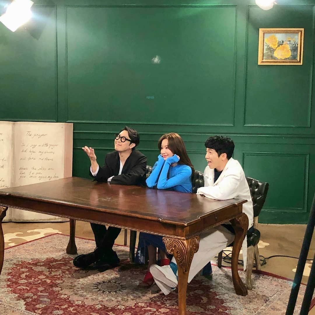 キム・アジュンさんのインスタグラム写真 - (キム・アジュンInstagram)「비밀기획단 🙈🙉🙊 #하하 #유세윤 #jtbc」6月10日 1時07分 - ashia_kim