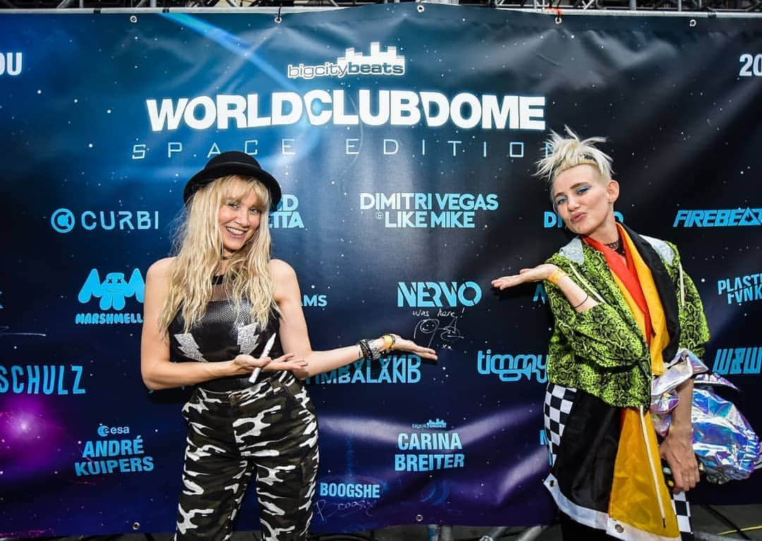 NERVOさんのインスタグラム写真 - (NERVOInstagram)「What a great start to the weekend >> Fri : @bigcitybeats @worldclubdome, Frankfurt, Germany, Sat: @vibezopenair Biel, Switzerland... Next up Sunday: @7thsunday ,  Netherlands & @crazy_castle, Italia ⚡⚡⚡⚡☄☄☄🔊🔊🔊⚠️⚠️⚠️⚠️ Gotta love the summer season bc we get to see our friends so much @arminvanbuuren @dubfire 🥰🥰🥰🥰🥰」6月10日 1時23分 - nervomusic