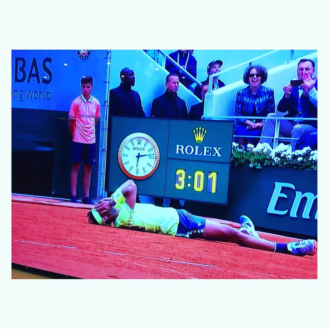 望月理恵さんのインスタグラム写真 - (望月理恵Instagram)「泣けます😭  #全仏テニス #ナダル #おめでとう #いい試合でした。」6月10日 1時21分 - mochiee28