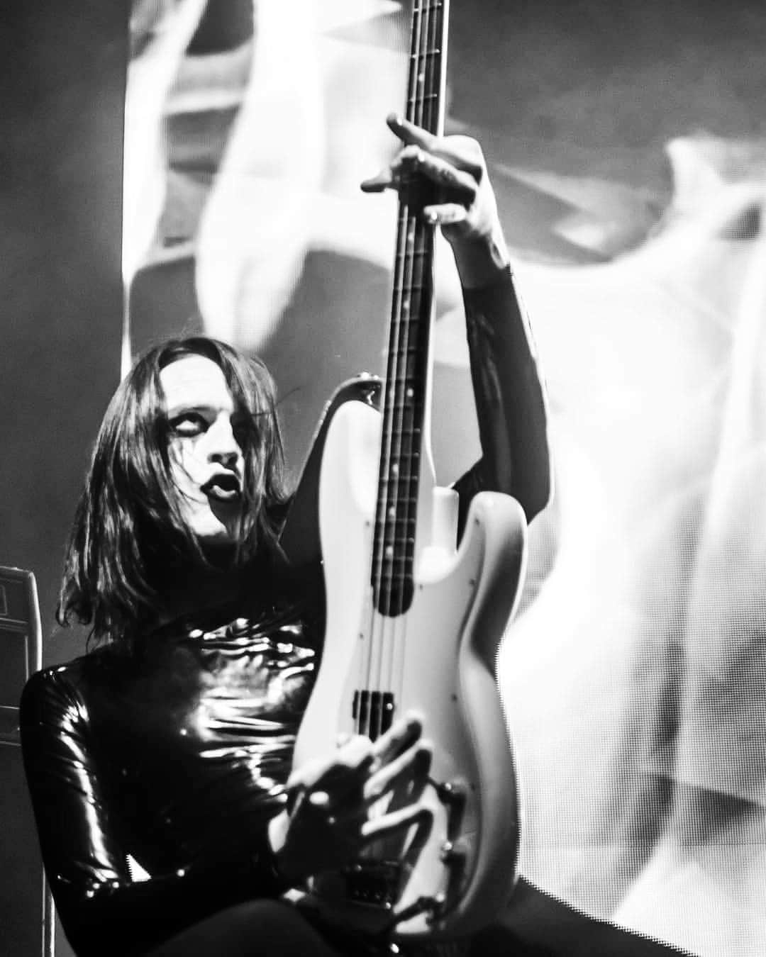 タイタニック・シンクレアのインスタグラム：「Mexico City was amazing as always. Photos by @juanzaratephoto」