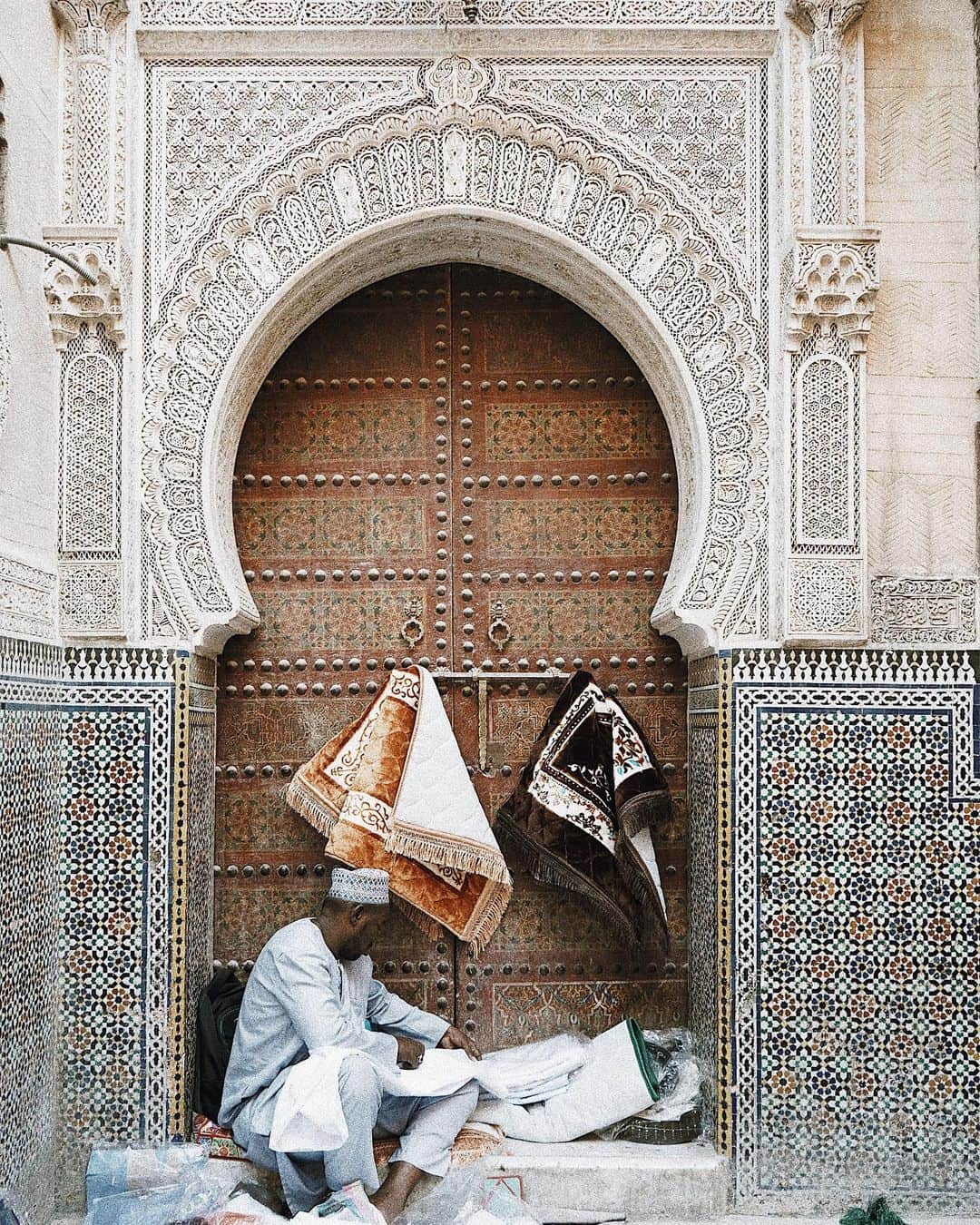 Manamiさんのインスタグラム写真 - (ManamiInstagram)「Medina of Fes ガイドがいないと外に出られない 世界一の迷宮都市で世界遺産フェズ」6月10日 1時51分 - manashika