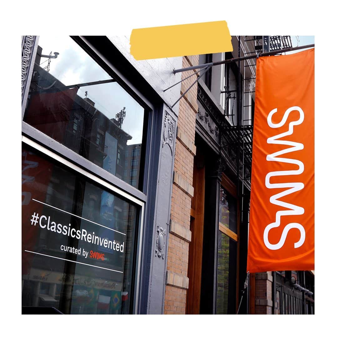 スイムズのインスタグラム：「Our #ClassicsReinvented NYC pop-up brought together industry leaders, creative tastemakers, art + music into one dynamic weekend. Swipe to check out highlights from our SoHo debut #menswear #mensstyle #mensfashion #SoHo #NYC」