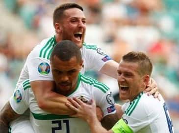 スティーヴン・デイヴィスのインスタグラム：「Massive impact from @josh_mag90 @jordanjones45 @conorjwashington92 to get a big 3 points last night 😁 #gawa」