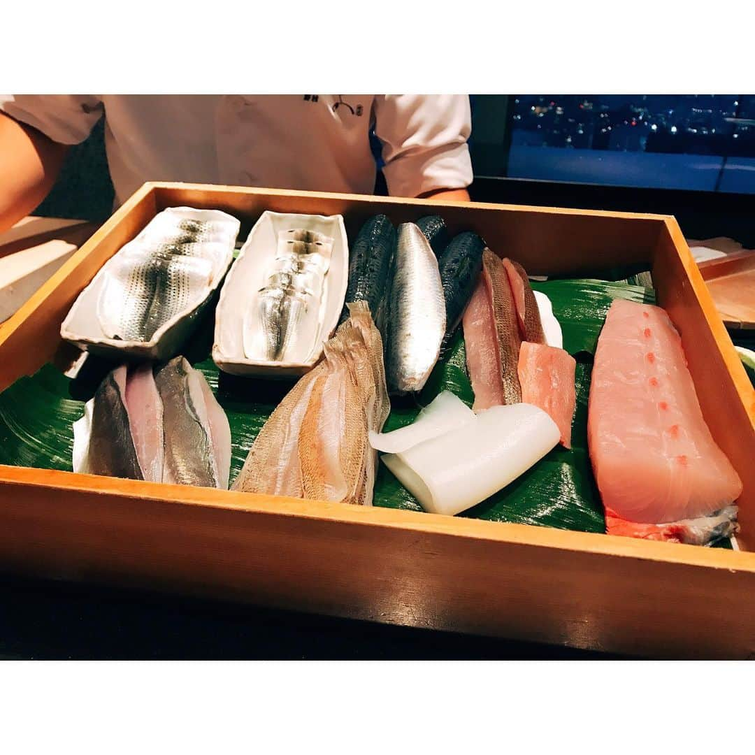 安蒜幸紀さんのインスタグラム写真 - (安蒜幸紀Instagram)「. 最近お寿司がブーム🍣 日本人に生まれてよかった😻❤️ . #東京#六本木#リッツカールトン#ひのきざか#鮨#寿司#お寿司 #寿司部 #お寿司好き #日本料理 #sushi #sushilove #sushilover #food #foodie #foodstagram #japan #japanesefood」6月10日 13時07分 - ambirusaki