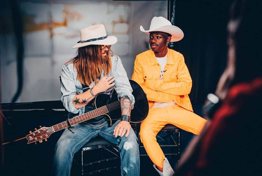 ビリー・レイ・サイラスさんのインスタグラム写真 - (ビリー・レイ・サイラスInstagram)「These backstage shots really captured the spirit of #CMAFest! Nothin’ but good vibes 📷:@stevenjbradley」6月10日 12時05分 - billyraycyrus