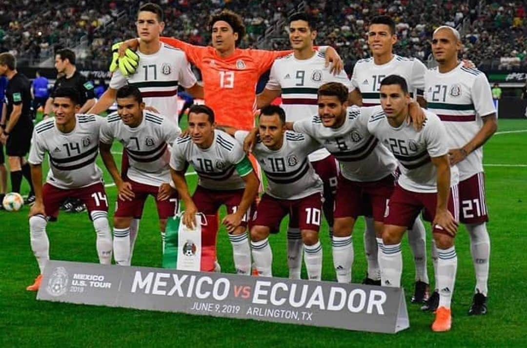 ギジェルモ・オチョアさんのインスタグラム写真 - (ギジェルモ・オチョアInstagram)「Vamos México!!! 🇲🇽 #PasionyOrgullo #NoMemoNoParty」6月10日 12時23分 - yosoy8a