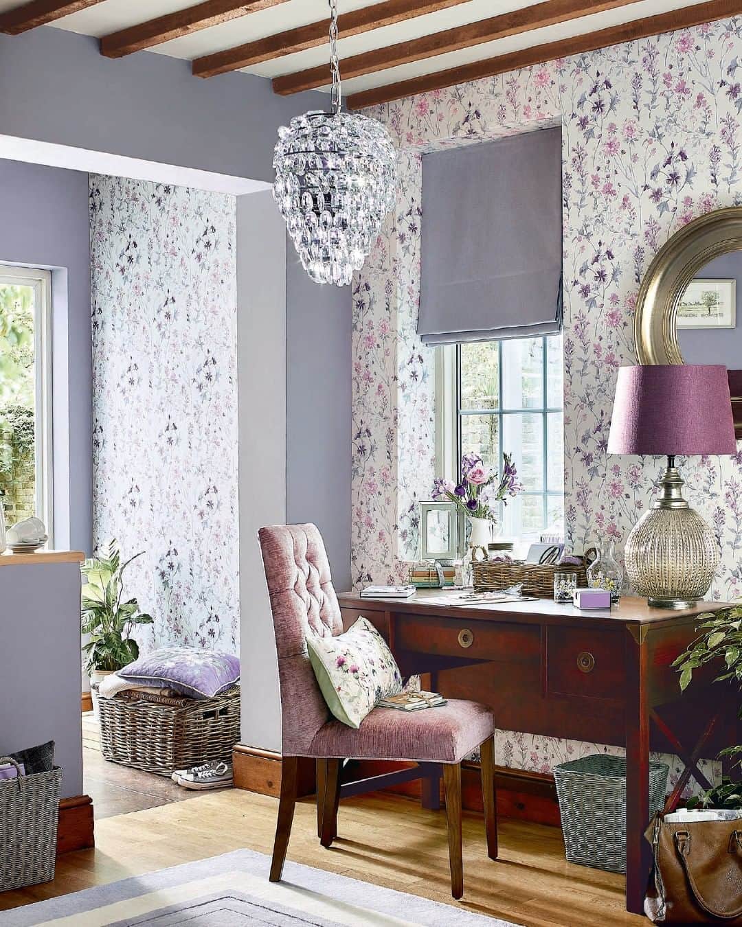 ローラアシュレイのインスタグラム：「Purple and pink are versatile colours that can give your rooms a calming atmosphere while still showcasing their fun side. Used together these colours can give your home a french country feel that is both elegant and homely. #WildMeadow」