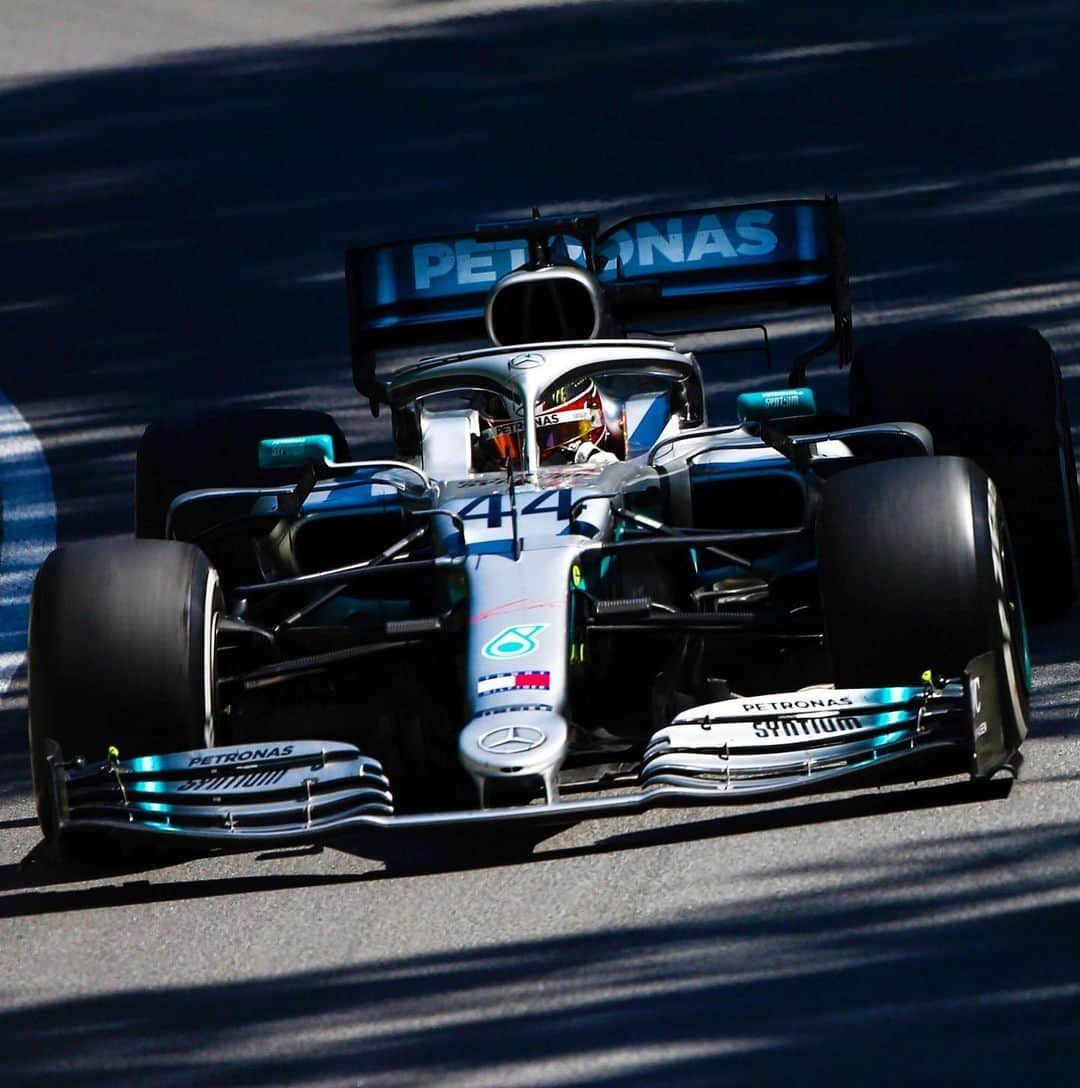 MERCEDES AMG PETRONASさんのインスタグラム写真 - (MERCEDES AMG PETRONASInstagram)「It’s P2 on the road, but it’ll be the top step of the podium for @lewishamilton in Montreal 👊 • #MercedesAMGF1 #Mercedes #AMG #F1 #PETRONASmotorsports #CanadianGP」6月10日 4時48分 - mercedesamgf1