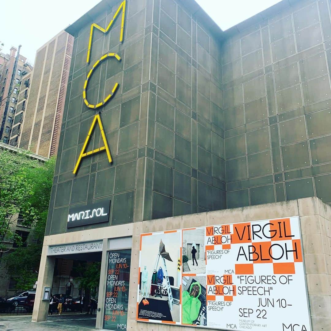 野村訓市さんのインスタグラム写真 - (野村訓市Instagram)「Home coming king 👑 . Congrats @virgilabloh for great show at @mcachicago」6月10日 6時50分 - kunichi_nomura