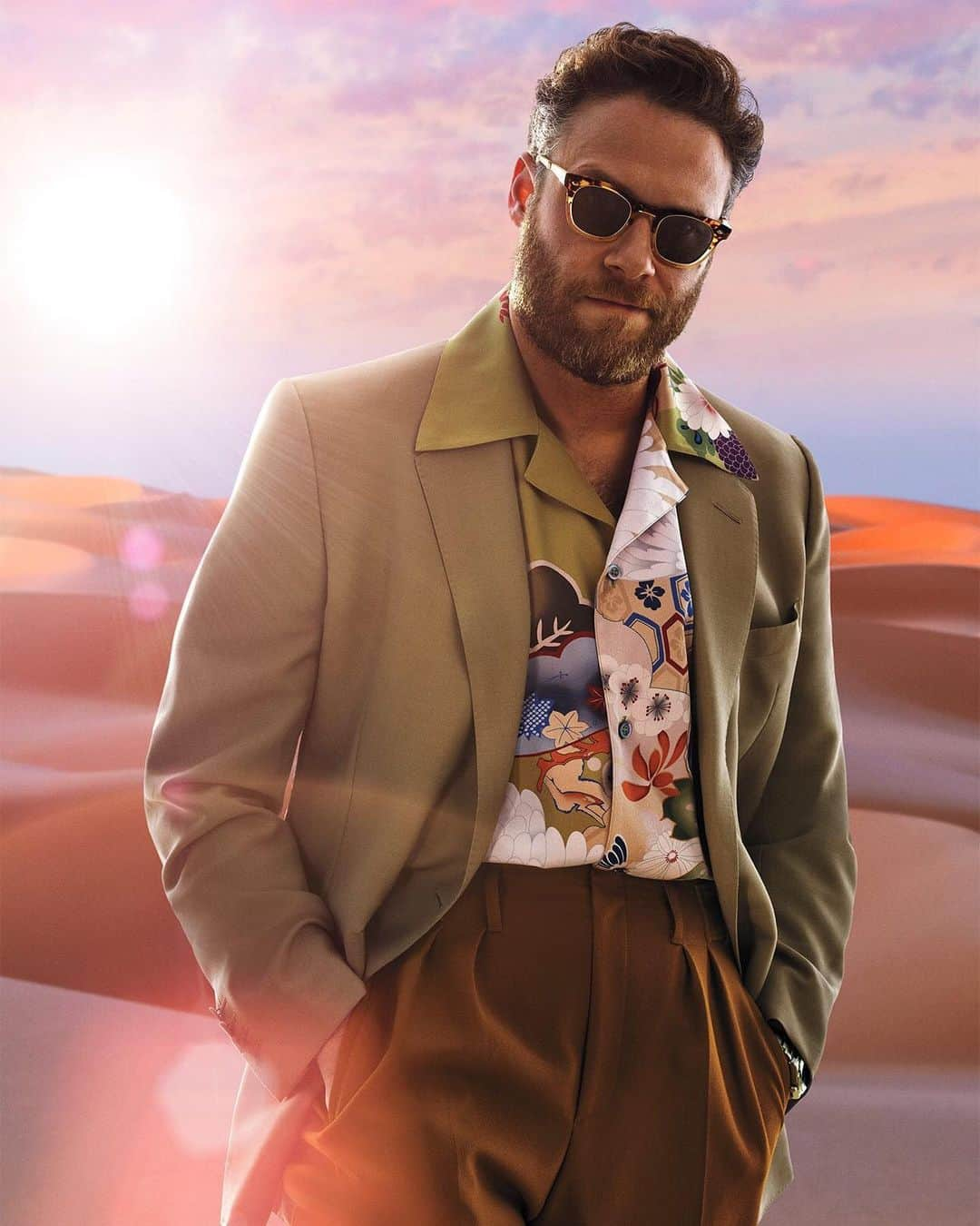 GQさんのインスタグラム写真 - (GQInstagram)「Summer style inspo from @sethrogen. (📸@sebastianmader)」6月10日 7時02分 - gq