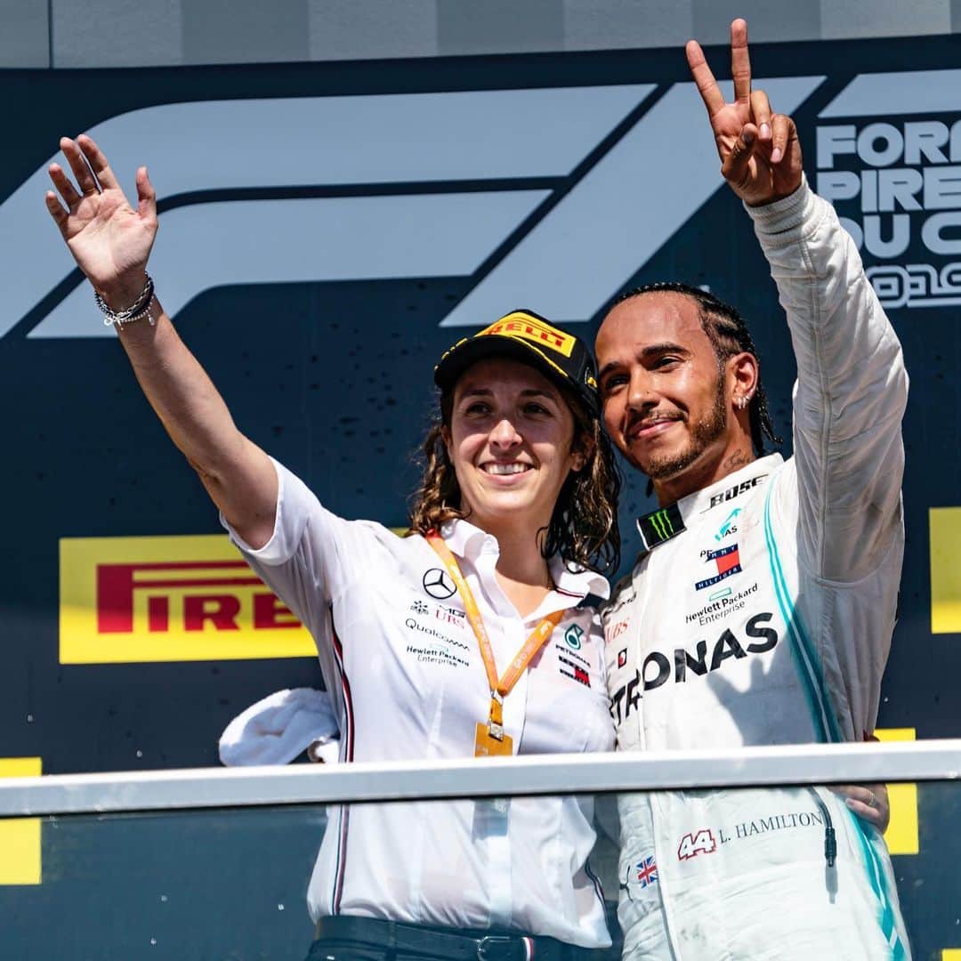 MERCEDES AMG PETRONASさんのインスタグラム写真 - (MERCEDES AMG PETRONASInstagram)「‪After all the hard work to get the Phase 2 Power Unit ready for the #CanadianGP, it’s great to have Marga from HPP up on the podium representing everyone from Brixworth 💪‬ • #MercedesAMGF1 #Mercedes #AMG #F1 #PETRONASmotorsports #LH44 #DrivenByEachOther」6月10日 7時16分 - mercedesamgf1