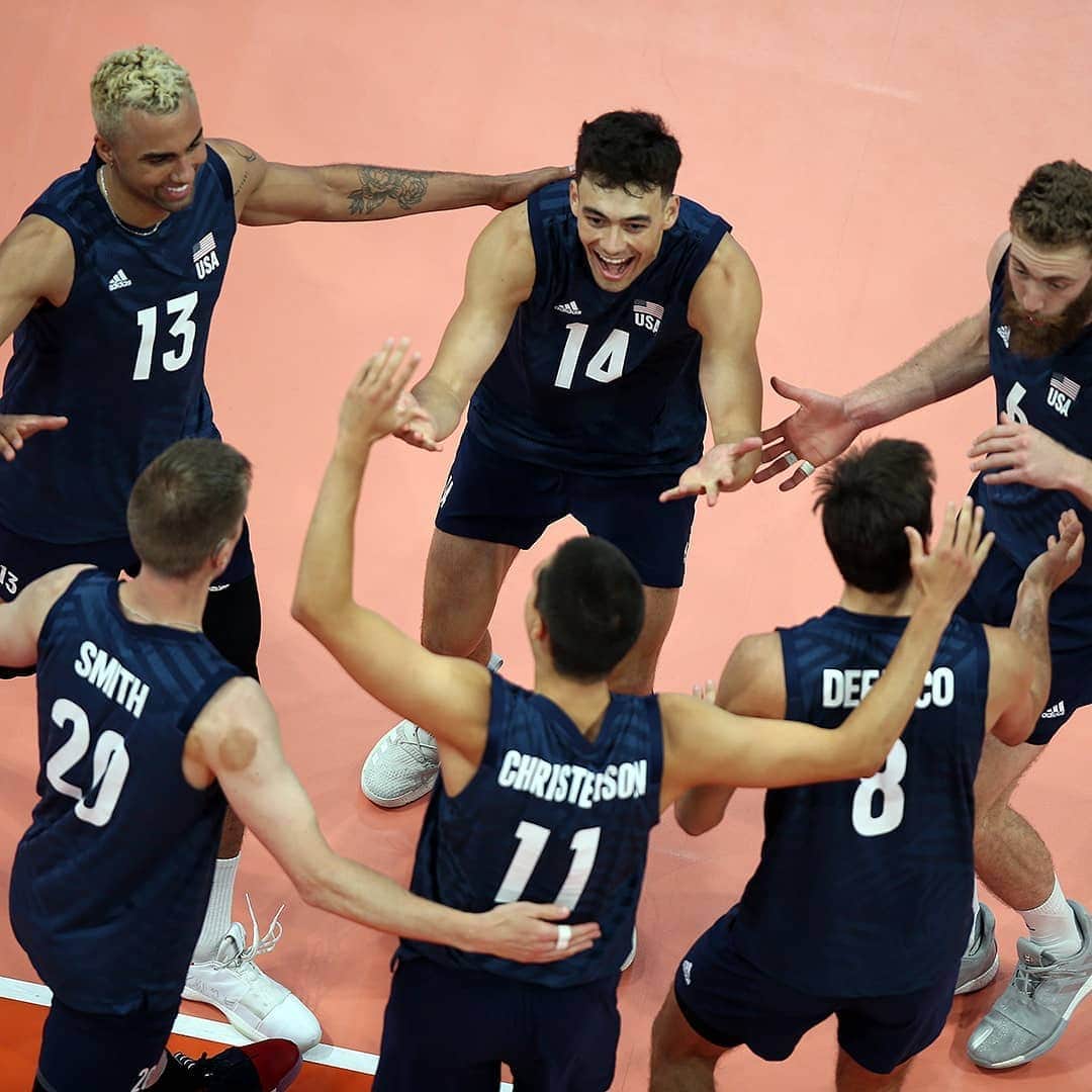 USA Volleyballさんのインスタグラム写真 - (USA VolleyballInstagram)「The U.S. Men 🇺🇸 got a 3-1 #VNL win over Portugal 🇵🇹 today!  Next stop, Cannes! ✈️」6月10日 7時25分 - usavolleyball