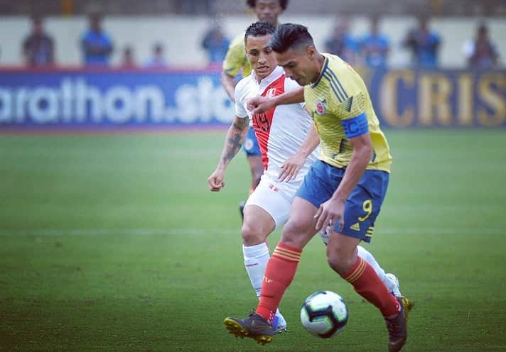 ラダメル・ファルカオさんのインスタグラム写真 - (ラダメル・ファルカオInstagram)「Seguimos creciendo y preparándonos para nuestro debut en la Copa América. Positivo balance y sólido trabajo de equipo.」6月10日 9時53分 - falcao