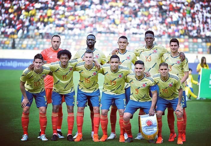 ラダメル・ファルカオさんのインスタグラム写真 - (ラダメル・ファルカオInstagram)「Seguimos creciendo y preparándonos para nuestro debut en la Copa América. Positivo balance y sólido trabajo de equipo.」6月10日 9時53分 - falcao