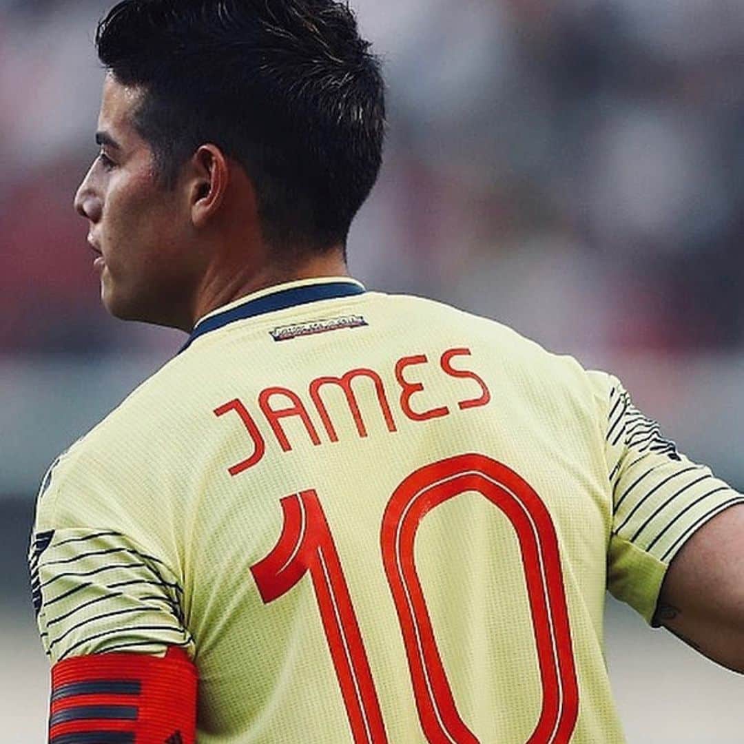 ハメス・ロドリゲスのインスタグラム：「Un triunfo que da confianza. Ahora a pensar en la Copa América. La afrontaremos motivados y con mucha ilusión.🇨🇴 ✈️🇧🇷 estamos chegando Brasil.🤙🏼」