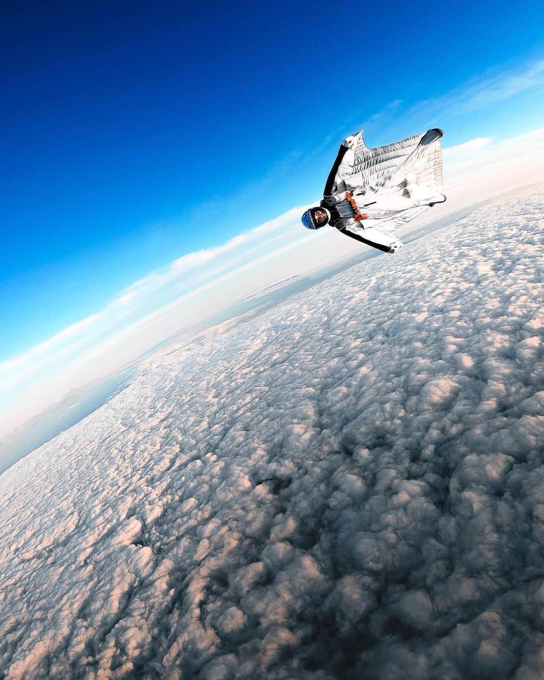 goproさんのインスタグラム写真 - (goproInstagram)「Photo of the Day: #GoProAthlete @mancinoroberta here to remind you about unlimited cloud storage with #GoProPlus. ☁️ • • • #GoPro #HumanFlight #SkyDiving #Wingsuit」6月10日 22時24分 - gopro