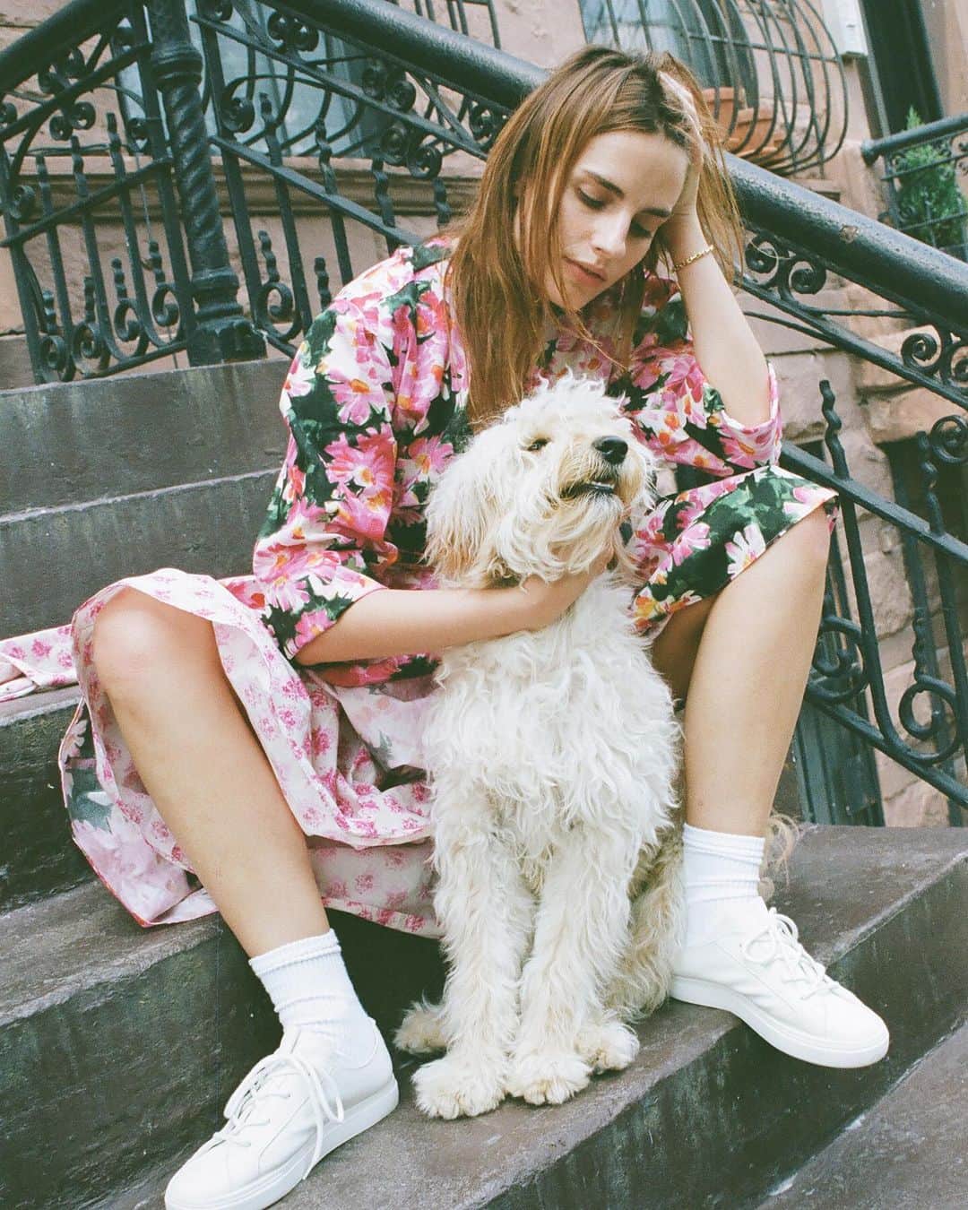 ZARAさんのインスタグラム写真 - (ZARAInstagram)「This week at @livingzara, meet @teget and her favourite dogs #livingzara」6月10日 21時06分 - zara