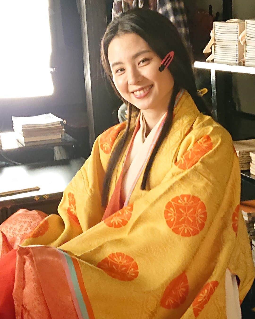 朝見心のインスタグラム：「(∵) 【出演情報】 NHK総合  6月12日(水) 午後10:30 ～ 午後11:20 歴史秘話ヒストリア 「物語に魅せられて 更級日記・平安少女の秘密」 更級日記を記した著者 「菅原孝標の娘」の歴史を追います 菅原孝標の娘の成人時代を演じさせていただきました！ 是非ご覧ください＼(∵)／」