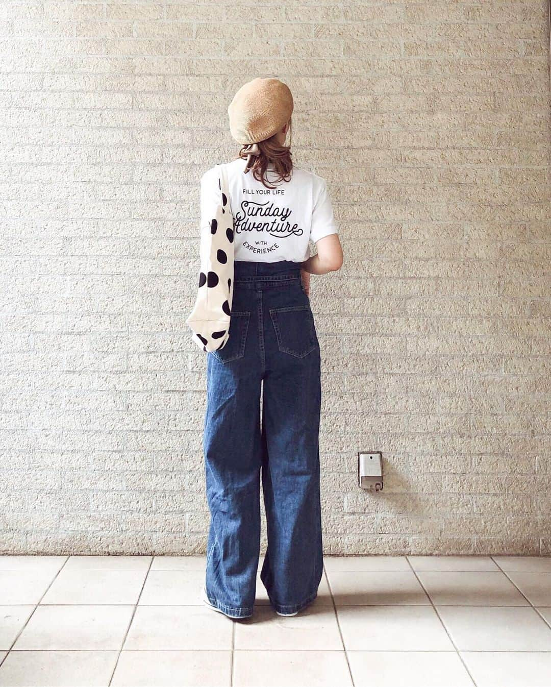 nanaさんのインスタグラム写真 - (nanaInstagram)「ㅤ 2019.6.10 Mon #nanacoordinate 𓇼 ななコ 🐼ㅤ ㅤ ㅤ white 𓇬 denim 𓂅 ㅤㅤ ㅤ @day_and_grade のﾃﾞﾆﾑは 変形ﾃﾞｻﾞｲﾝでｳｴｽﾄんﾄｺがﾒﾁｬ可愛い𓀠𓀠 ﾜｲﾄﾞのｼﾙｴｯﾄもﾒｯﾁﾔ綺麗ねん𓂅𓂅 ㅤ Tｼｬﾂは#greenroom に行った時に 一緒に買ってくれたやつ𓃻𓃻 ﾊﾞｯｸﾌﾟﾘﾝﾄが超ｶﾜｲｸﾃお気に入り❤︎❤︎ ㅤ ﾍﾞﾚｰは @chapeaud_o でｳｼﾛのﾘﾎﾞﾝがﾎﾟｲﾝﾄで可愛い𓆸*° ㅤ ㅤ 昨日#アラジン 観てきたけど ﾒｯﾁﾔﾒｯﾁﾔﾒｯﾁﾔ良かった❤︎❤︎ アラジンの前はｻｯｶｰを観る為にﾈｶﾌｪ𖠚ᐝ 久しぶり過ぎてなんか楽しかった𓀤𓀤  ㅤ ㅤ ㅤ ㅤ ㅤ ㅤ #dayandgrade #denim #デニム #converse #tshirt #outfit #fashion #ootd #nananana #coordinate #大人カジュアル  #locari mery  #beaustagrammer  #シンプルコーデ #プチプラコーデ  #mineby3mootd #instafashion #fashionblogger #fashionista #데일리록 #코디 #옷스타그램 #멋스타그램 #穿搭 #오오티디  #패션스타그램일상」6月10日 22時04分 - nanapanda517