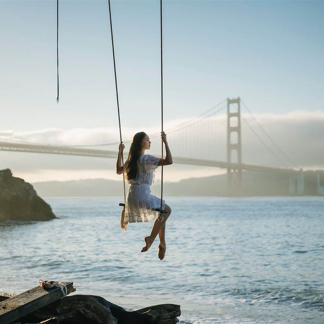 ballerina projectさんのインスタグラム写真 - (ballerina projectInstagram)「Sunrise and the Golden Gate Bridge. #ballerina - @julietdoherty #kirbycove #sausalito #sanfrancisco #goldengatebridge #ballerinaproject #ballerinaproject_ #ballet #dance #sunrise #julietdoherty  With the upcoming conclusion of the Ballerina Project limited edition prints will be only available for purchase until the beginning of July 2019. Link is in our Instagram profile to purchase one today.  The Ballerina Project book is now available for pre-order. Go to @ballerinaprojectbook for pre-order link and info. #ballerinaprojectbook」6月10日 22時15分 - ballerinaproject_