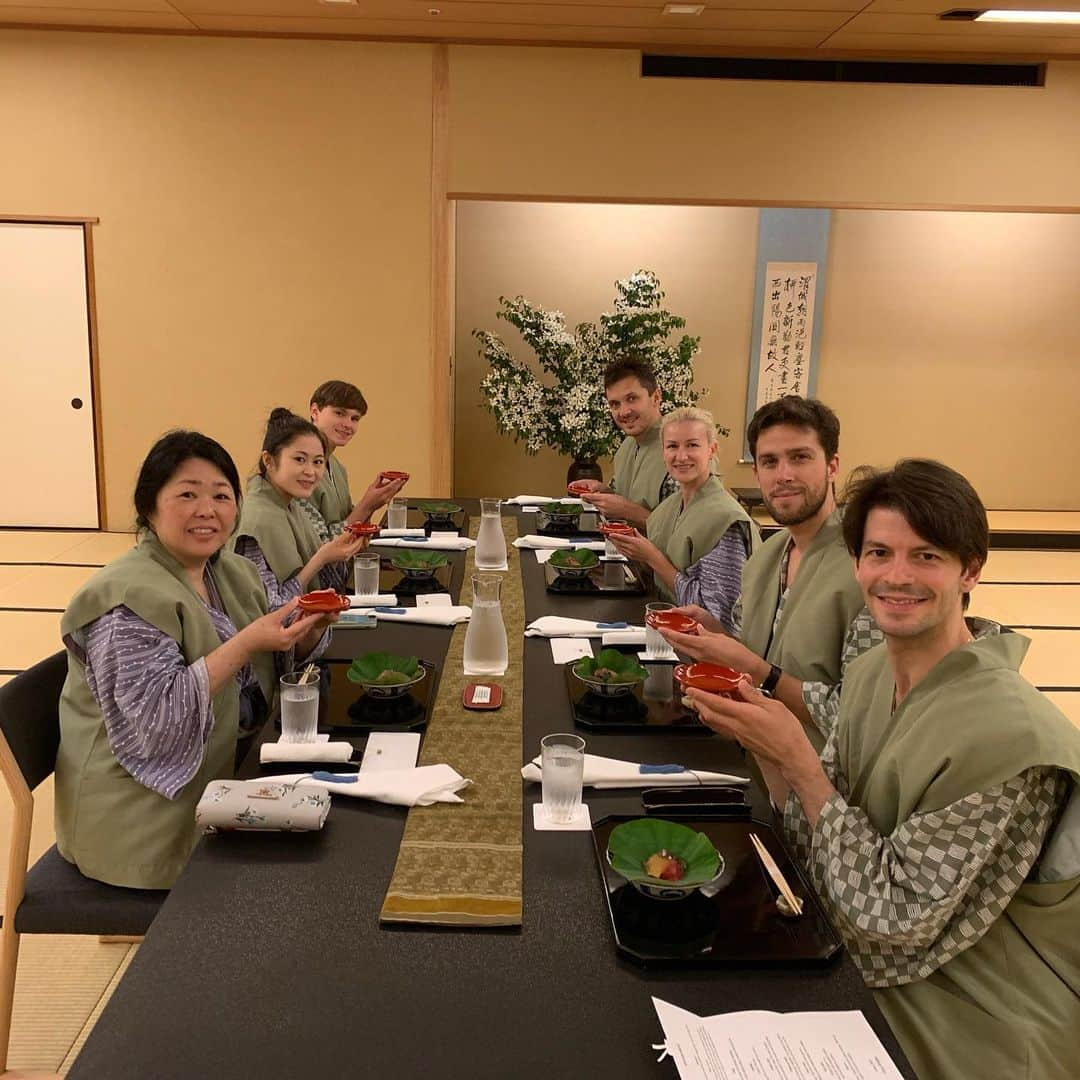 タチアナ・ボロソジャルさんのインスタグラム写真 - (タチアナ・ボロソジャルInstagram)「Magic moments with lovely friends.😍🇯🇵 Thanks for a great day off in such a wonderful place in the world!!! #japan #friends #magic #place」6月10日 22時15分 - fire_bird