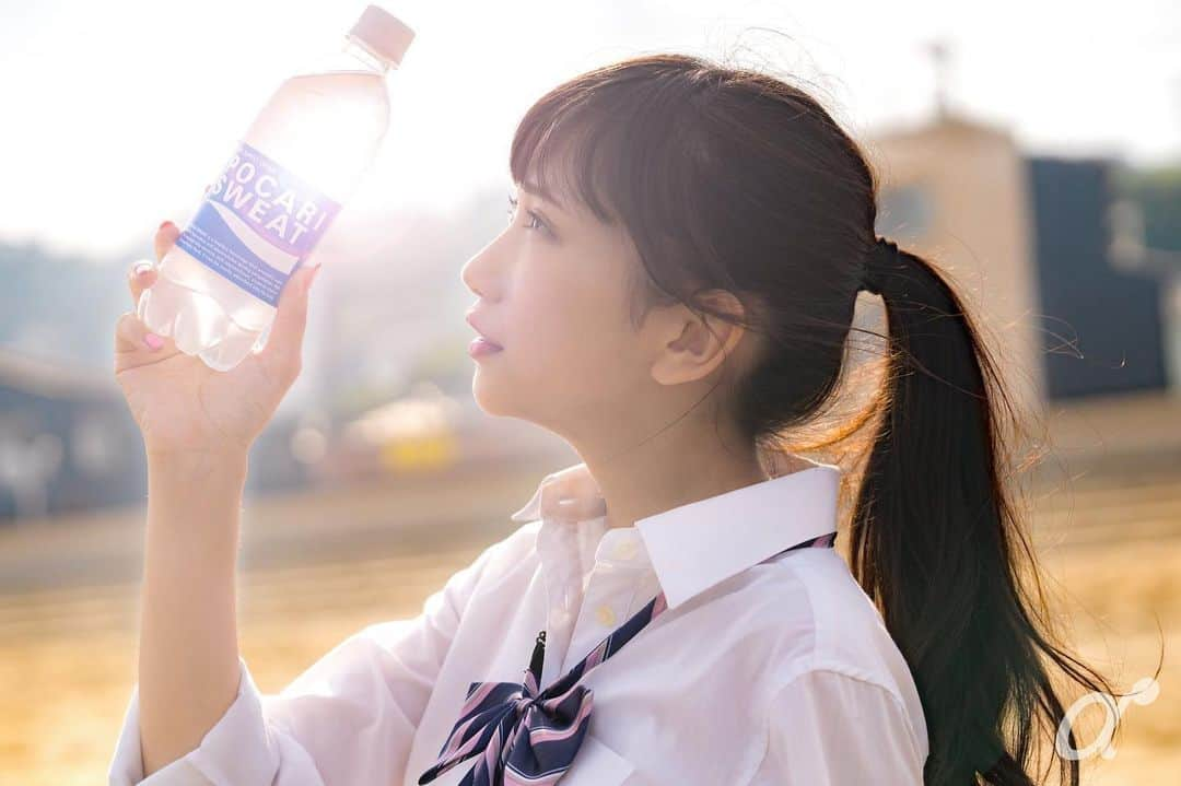 小日向くるみのインスタグラム：「#篠島 #portrait #portraitphotography #制服 #ポートレート #撮影会 #撮影会モデル #schoolgirl #ポカリスエット #pocarisweat #ポニーテール #ponytail」