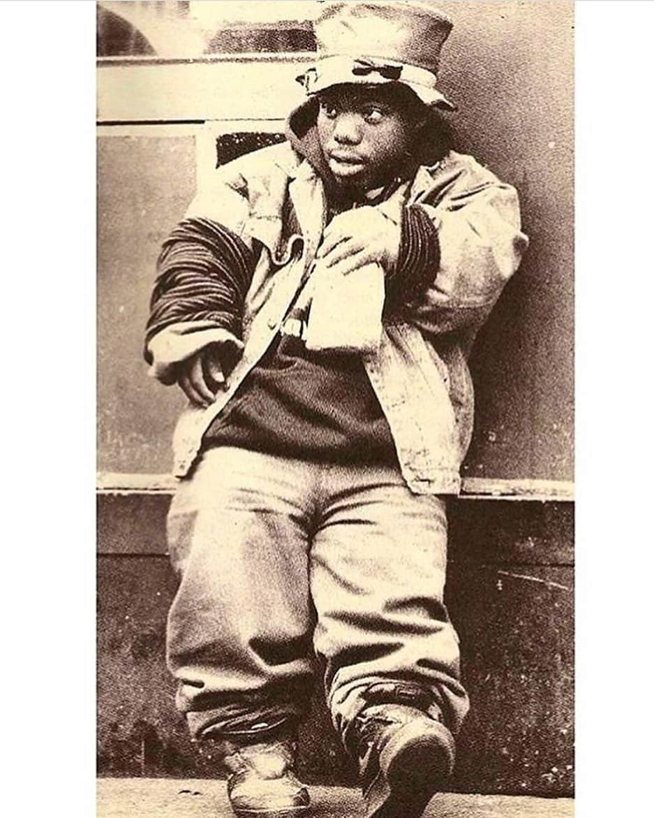 バスタ・ライムスさんのインスタグラム写真 - (バスタ・ライムスInstagram)「@therealbushwickbill Thank you for always being a very real and genuine friend King. Rest well big bro.」6月10日 13時49分 - bustarhymes