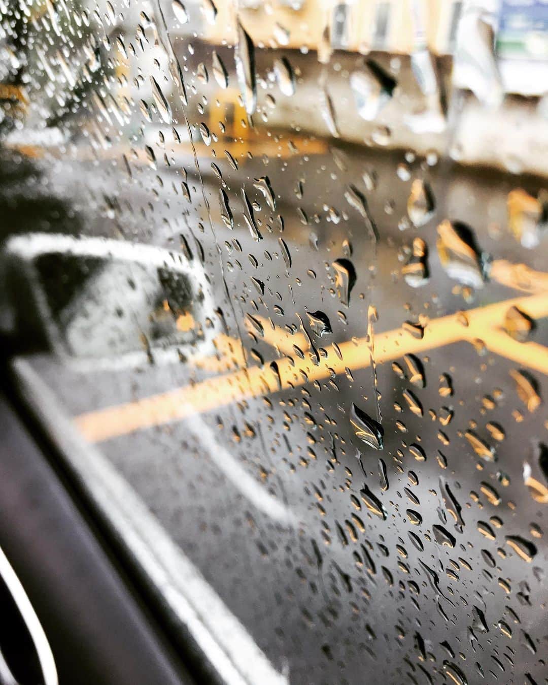 湯江タケユキさんのインスタグラム写真 - (湯江タケユキInstagram)「雨模様、、 梅雨って 感じだわ。」6月10日 13時56分 - takeyukiyue