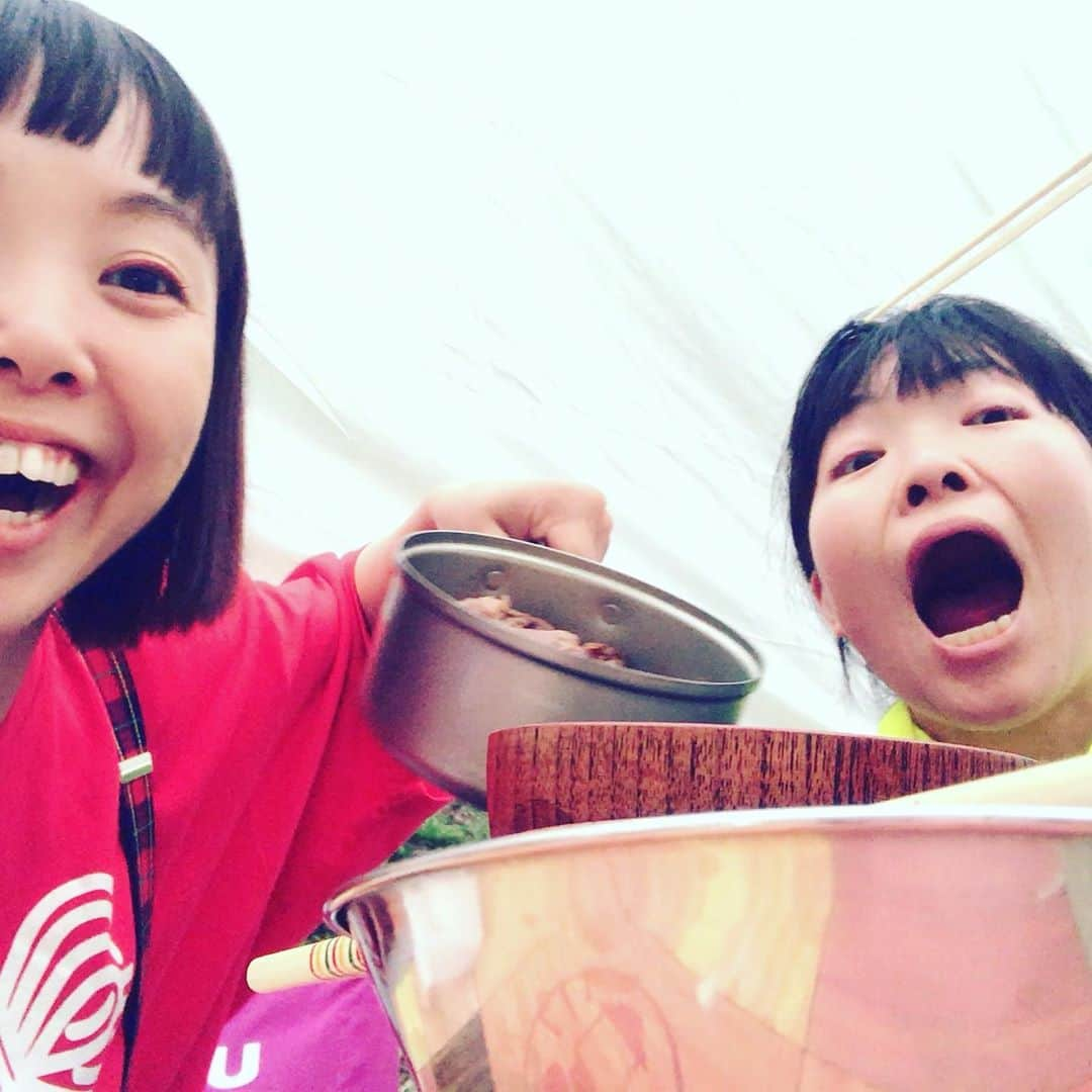 イモトアヤコさんのインスタグラム写真 - (イモトアヤコInstagram)「・ #梅雨入り前キャンプ #with中村涼子 前回の反省をいかした結果 最高のキャンプ ひたすらヒイヒイ 焚き火ヒイヒイ」6月10日 14時07分 - imotodesse