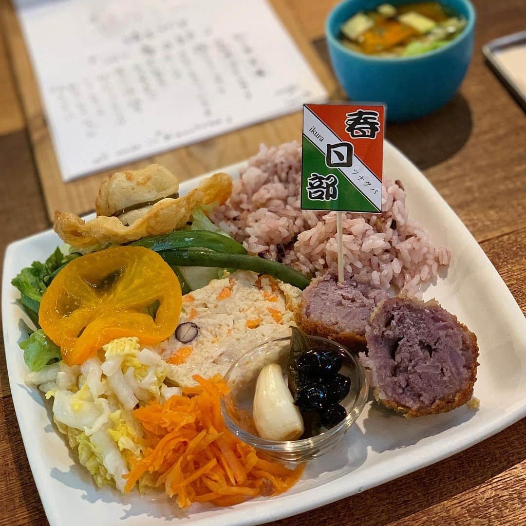 y1735kのグルメインスタ