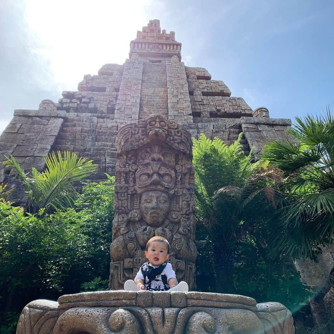 福田恭巳のインスタグラム：「2019.05.30 Tokyo Disney Sea🌊✨ #slacklife #生後8ヶ月 #女の子ベビー #9月生まれ #赤ちゃんのいる生活 #ディズニーシー #disneysea #はじめてのアトラクション」
