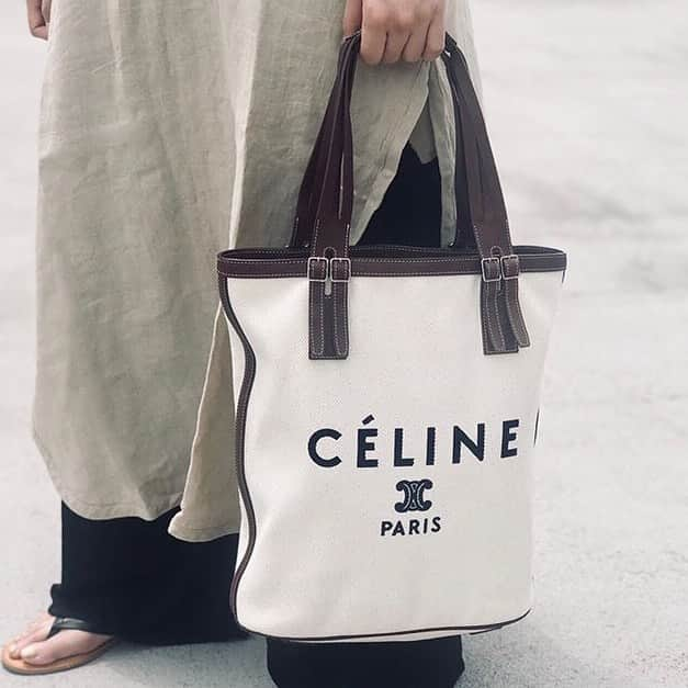 トライセクトさんのインスタグラム写真 - (トライセクトInstagram)「【VINTAGE CELINE BAG】 人気のヴィンテージセリーヌ キャンバス バッグが入荷致しました。 一点物ですので、是非お早目に店頭にてご覧ください。  decouverteのプロフィールリンクよりブログをご覧ください。  #decouverte #baycrews #vintage #vintageshop #follow #celine #vintageceline #celinebag #デクーヴェルト #ベイクルーズ #ヴィンテージ #セリーヌバッグ #ヴィンテージショップ #セリーヌ #ヴィンテージセリーヌ  #粉我 #我的最愛 #手堤包  #2019ss_baycrews ﻿﻿﻿﻿﻿﻿﻿﻿﻿﻿﻿﻿﻿﻿﻿﻿﻿﻿﻿﻿﻿﻿﻿﻿﻿﻿﻿﻿﻿﻿﻿﻿﻿﻿#baycrews40周年」6月10日 15時01分 - baycrews