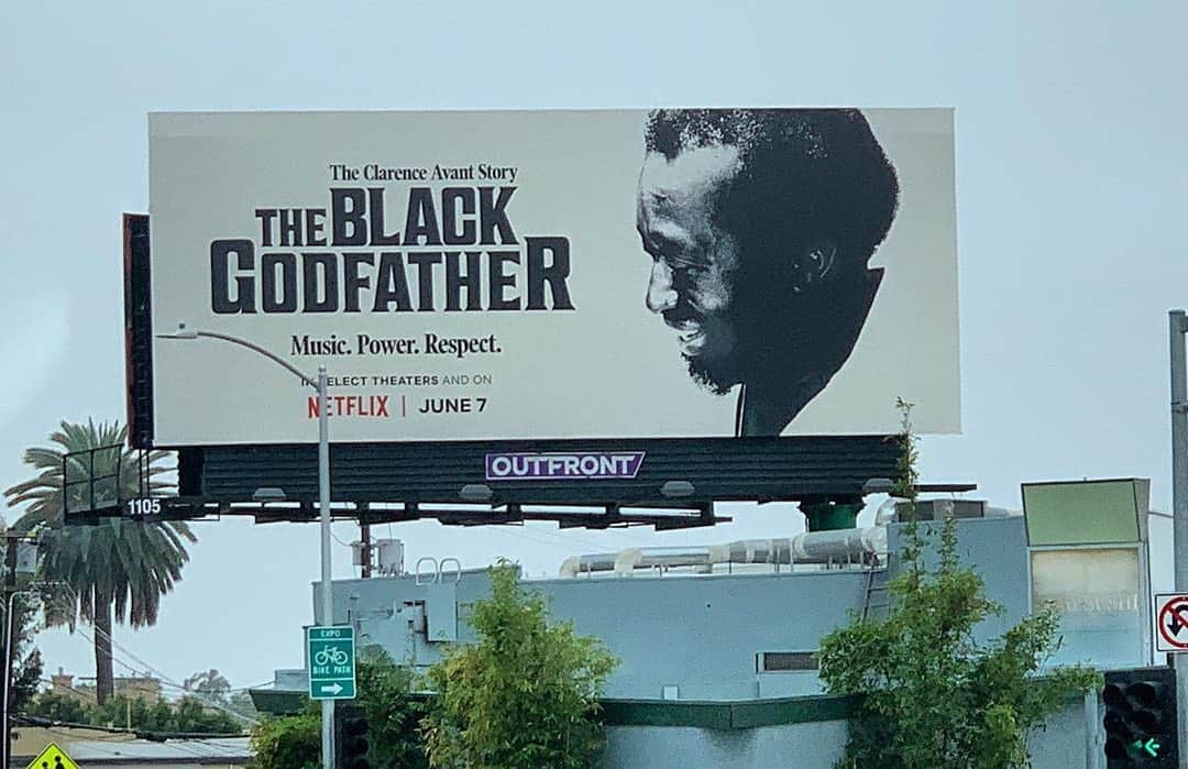 スヌープ・ドッグさんのインスタグラム写真 - (スヌープ・ドッグInstagram)「A must see.  Black. Godfather. 🤜🏾💯. @netflixfilm」6月10日 15時52分 - snoopdogg