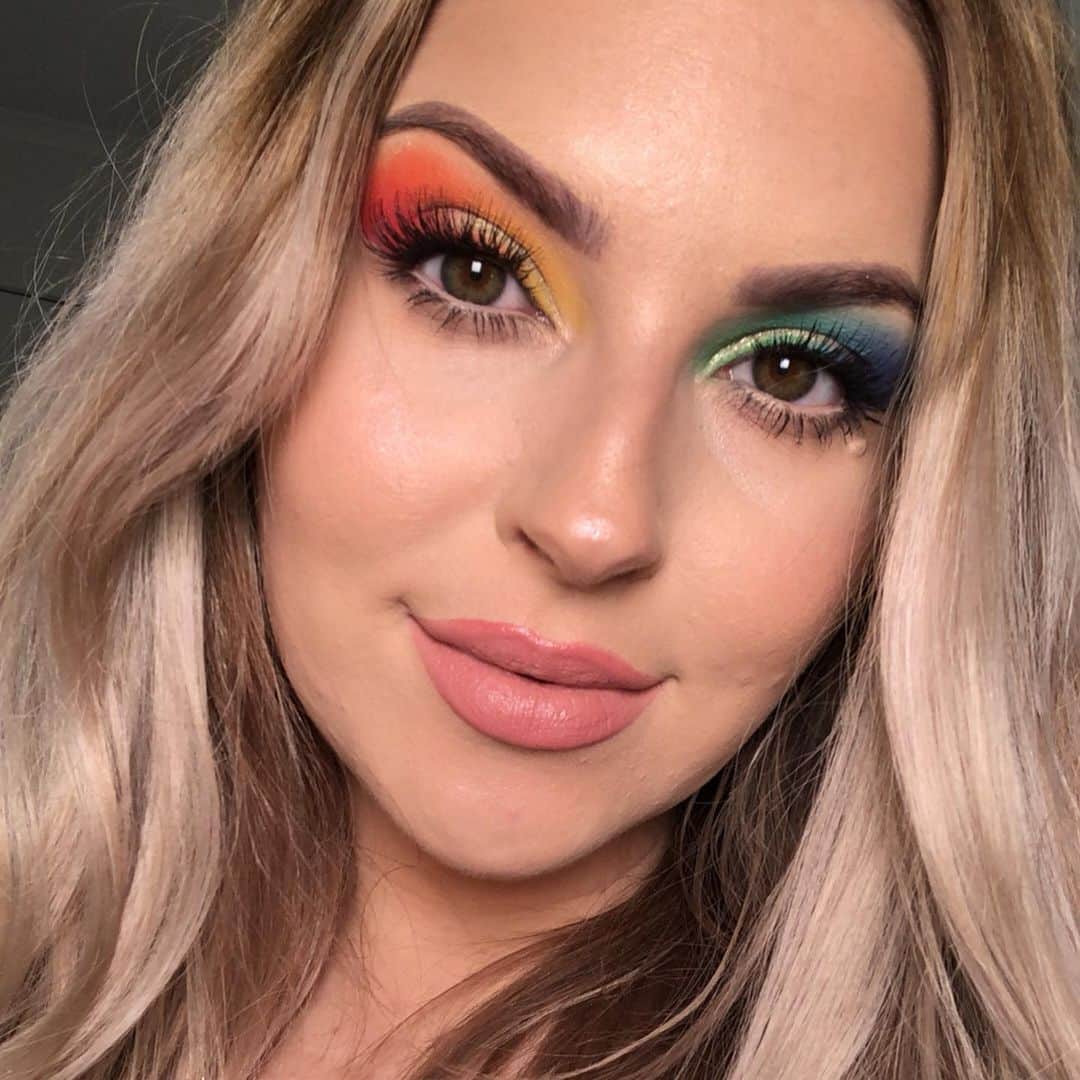 Shannonさんのインスタグラム写真 - (ShannonInstagram)「I’m so proud of this makeup look 😭💕 using the @chichicosmeticsofficial pride palette which is bloody incredible 🙌🏼 you can watch the full tut on my YouTube channel now! 🥰 https://youtu.be/BmJe0cb31oM 💜 ps check out @xobeautyshop for meet up details in Auckland on the 30th! We will also have the whole #xoBeauty range there for you to play with and to purchase!👌🏼 tag a friend who you will bring 🤠 let’s have hugs! see ya there! #shaaanxo」6月10日 17時45分 - shaaanxo