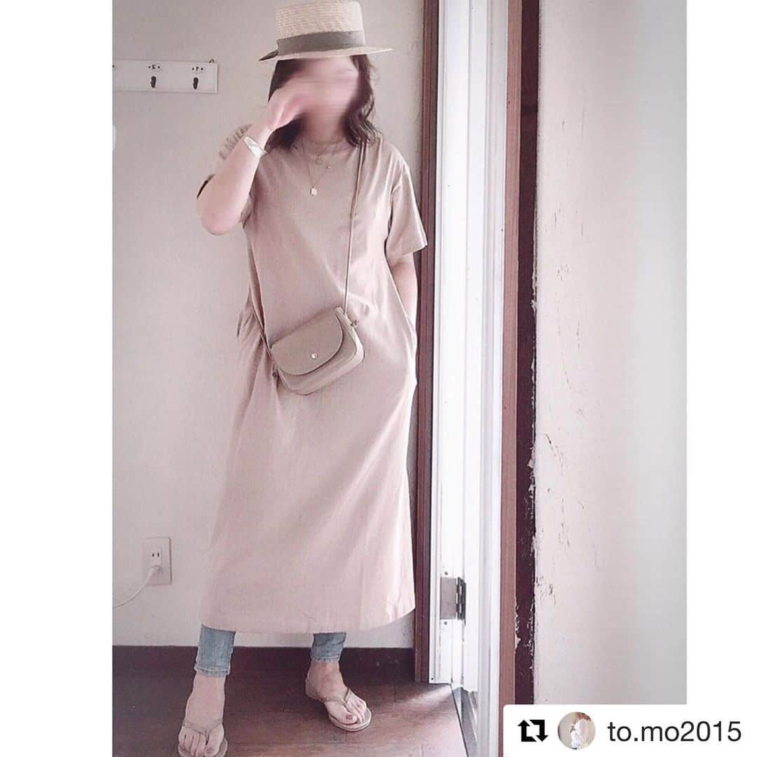 ショップにこにこさんのインスタグラム写真 - (ショップにこにこInstagram)「#Repost @to.mo2015 with @get_repost ・・・ 𓆉𓆉𓆉 もぅ とにかく 涼しくて👙ラクチンに限る✊🏽 : 夏は身軽に🌴 : hat  @14plusjp ♕ bag  @shopnikoniko ♕ accessory  @goldy_jp ♕ : : #pr #ファッション好きな人と繋がりたい #今日のコーデ #azulbymoussy #ラフコーデ #americanholic #shopnikoniko #americanholic #bershka #14プラス#イチヨンプラス #ponte_fashion #mineby3mootd #wear#4yuuu#locari #おしゃれさんと繋がりたい #ファッションコーデ#スタイル#スナップミー#outfit #tシャツ #ワンピース#ロングワンピース#サンダル#カンカン帽 #ショルダーバッグ #ファッション#コーデ#おしゃれさんと繋がりたい」6月10日 18時16分 - shopnikoniko