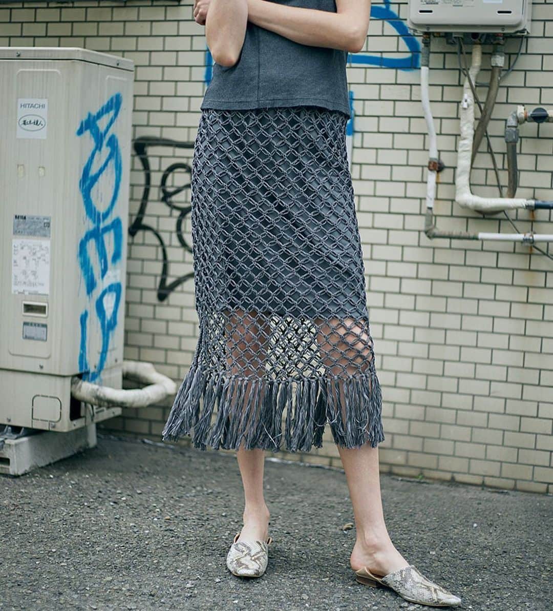 Ameri vintageさんのインスタグラム写真 - (Ameri vintageInstagram)「06.11(tue)12:00 NEEDLE TIGHT SKIRT will be released by online. . #ameri #amerivintage #shopping #fashion #japan #skirt」6月10日 18時47分 - amerivintage