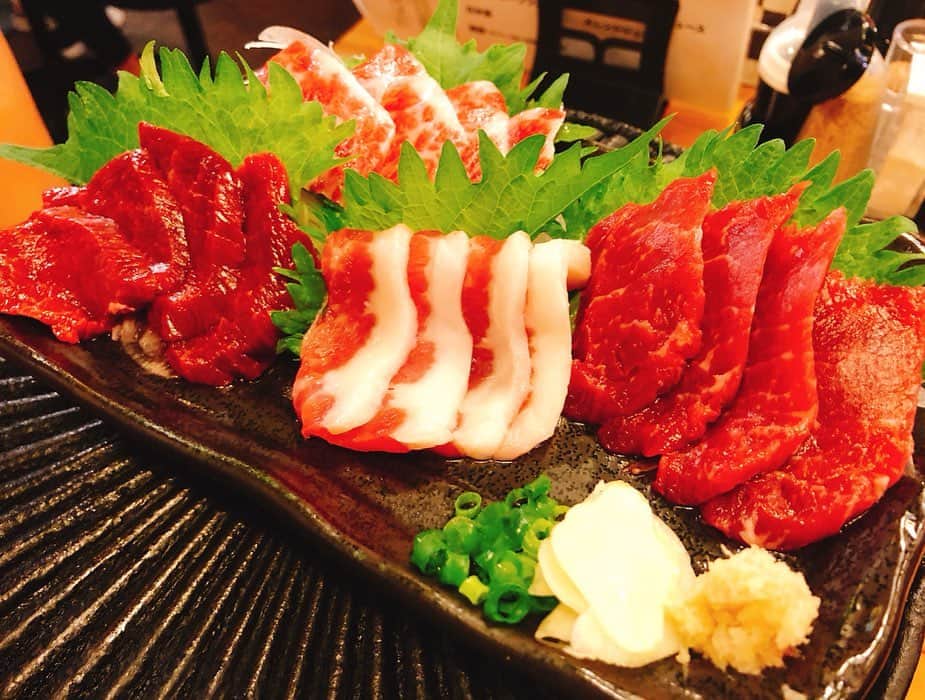 ゆりあのグルメインスタ