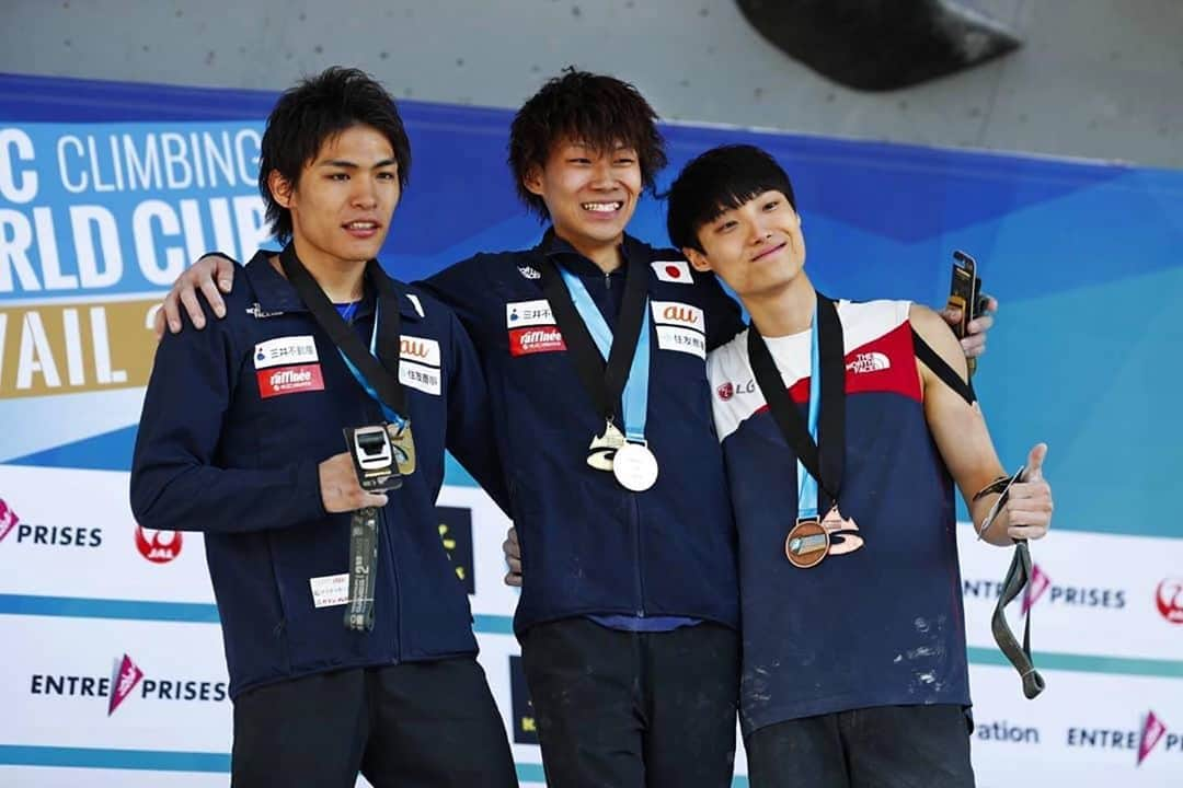 チョン・ジョンウォンさんのインスタグラム写真 - (チョン・ジョンウォンInstagram)「Back on the Podium !! I got 3rd place at last bouldering worldcup of this season. It took me a long time to get back to the podium, I learned a lot from this vail World Cup and now I am quite confident! I’ll show you better performance at Hachioji ! Always thanks a lot for your support 😊 see you all there soooon 🙏 My buddy @ogata.yoshiyuki huge congrats to you for winning the first world cup !  2019 마지막 볼더링 월드컵에서 3위로 오랜만에 시상대에 올랐습니다 더 노력해서 월드챔피언쉽에서 좋은 모습 보여드리겠습니다 응원해주셔서 감사합니다 📸 @climbersjp @gajdaphotography @audreysniezek  @adidas @adidasterrex  #adidas #adidasterrex #ifscwc」6月10日 19時36分 - chonjongwon96