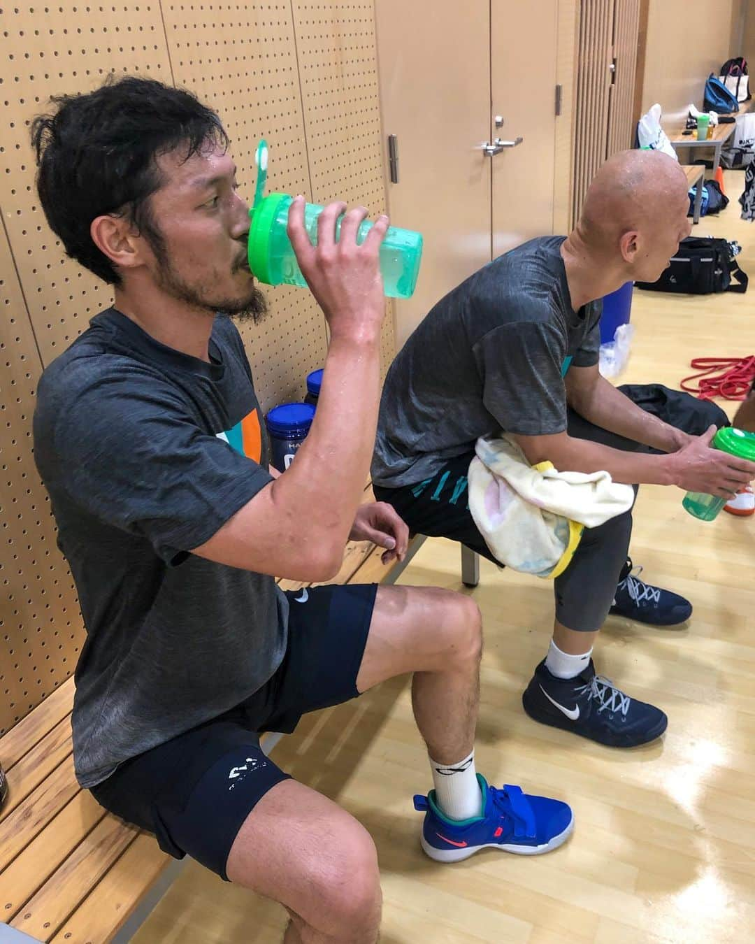 青木康平さんのインスタグラム写真 - (青木康平Instagram)「Watch&C procamp2019 in OKINAWA🏝  DAY3 終了！ 今日は @elitusacademy 譲にも会えたし、安里先生にも会えてたし、安里先生の話は本当に為になる話ばかり。 有り難いです。 ずっと聞いていたかったです！ 来年は？？笑 @haleo_official からエネルギーが！！big感謝🙇 #watchandc#watchandcprocamp2019#栗野譲#安里先生#レジェンド」6月10日 20時28分 - cohey11