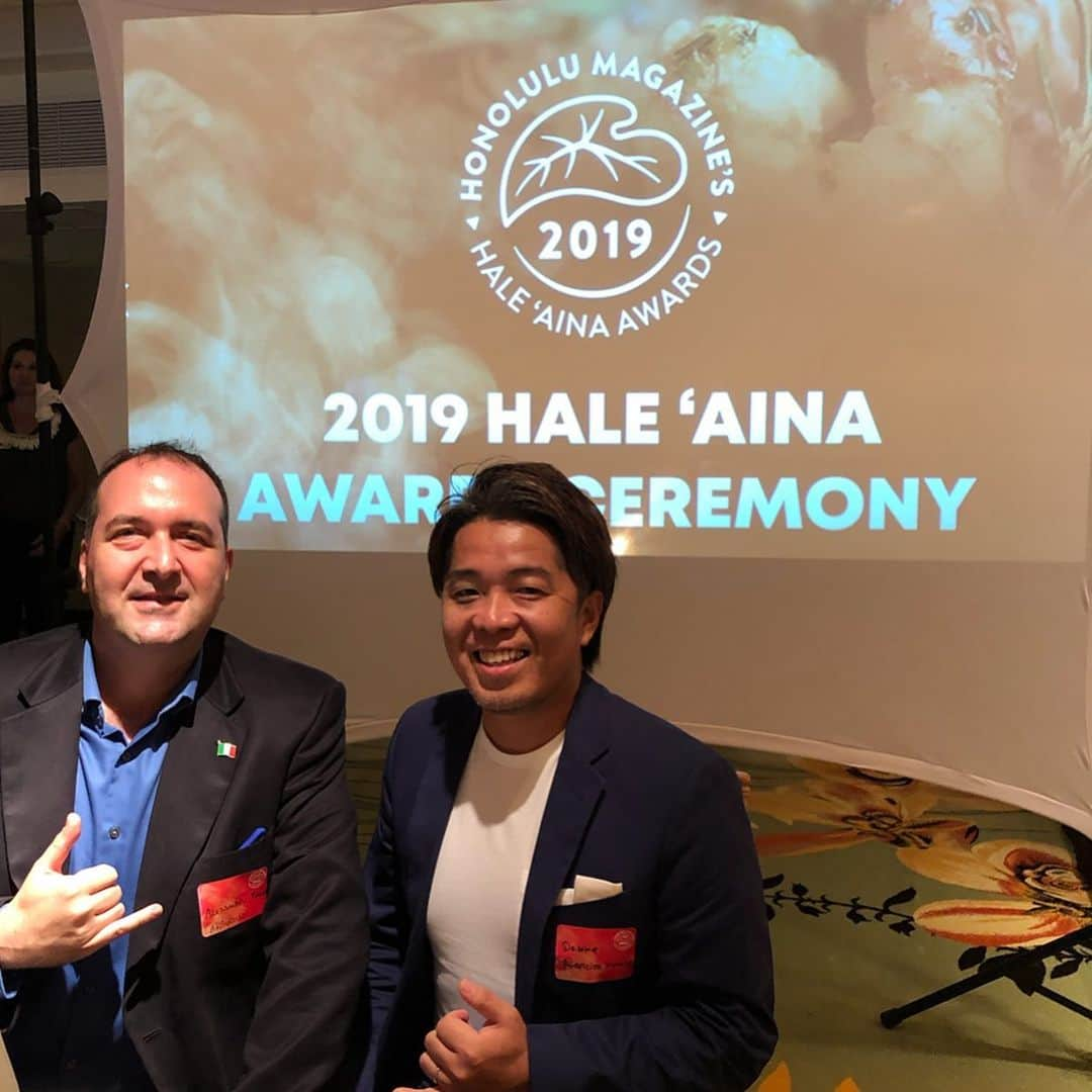 Arancino at The Kahalaさんのインスタグラム写真 - (Arancino at The KahalaInstagram)「🏆🍝 Thank you Hawaii for voting us BEST ITALIAN in the 2019 #haleainaawards for the third year in a row!!! We are truly humbled by the support from our community and also our hardworking team who make up Arancino! None of this would be possible without them!  Also, congratulations to @edstown - Restauranteur of The Year!  Grazie Mille everyone! 🤙🏽🤙🏽🤙🏽 #arancinokahala #arancino #italian #hawaii #italianrestaurant #buzzfeedtasty #buzzfeedyummy #spaghetti  #hawaiisbestkitchens #honolulu #honolulumagazine #thefeedfeed #frolichawaii #hawaiiirl #instafoodie #アランチーノアットザカハラ #アランチーノ #イタリアン #ハワイ #おいしい #ホノルル #111hawaiiaward #haleainaawards #pasta #ハワイ旅行 #ハワイ大好き #パスタ」6月11日 7時42分 - arancinokahala