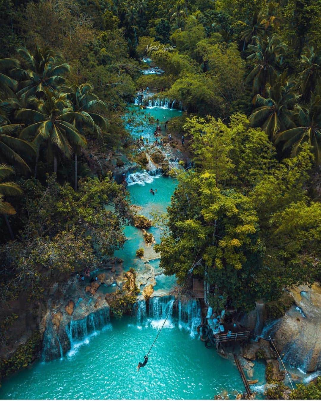 Earth Picsさんのインスタグラム写真 - (Earth PicsInstagram)「Beautiful Cambugahay Falls Philipines by @natluperte」6月11日 6時36分 - earthpix