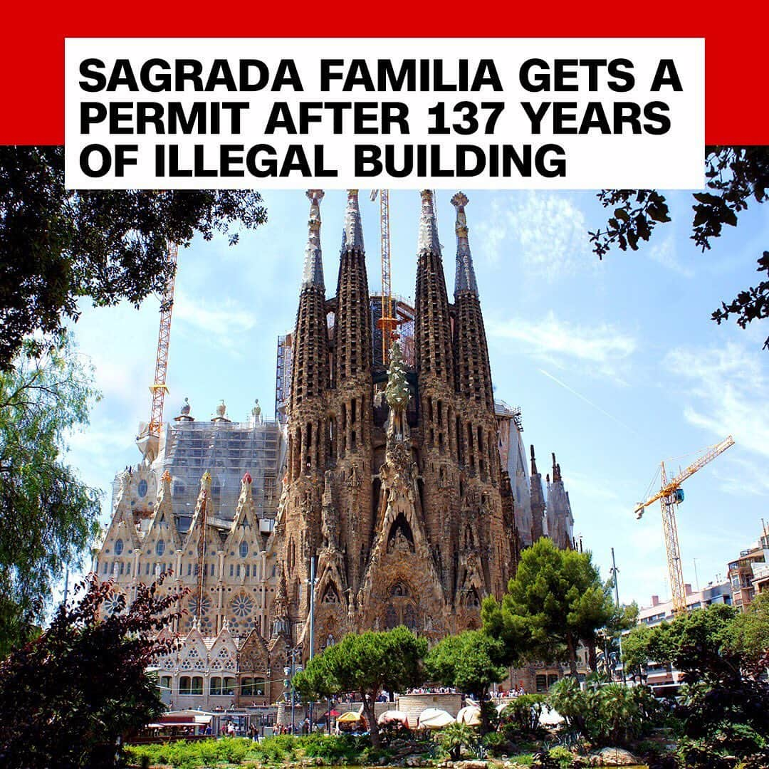 CNNさんのインスタグラム写真 - (CNNInstagram)「For 137 years, the construction of Barcelona's Sagrada Familia had been carried out illegally. That all changed on Friday after the Catholic church finally received its building permit, according to a city official. The designer, Catalan modernist Antoni Gaudí, had asked for a permit in 1885 but never received an answer, according to the church. And even though construction of the neo-Gothic church began in 1882, authorities only discovered in 2016 that it never had planning permission, AFP reported. Architects have worked to finish the church according to Gaudí's original design, and work is scheduled to end in 2026, marking 100 years since his death. About 4.5 million people visit the unfinished basilica every year. (📸: Getty Images/iStockphoto)」6月10日 22時58分 - cnn